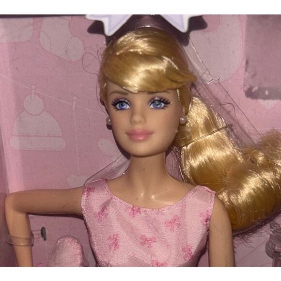 Mattel It's a Girl Barbie Doll - Pink Label Collector - Picture 2 of 3